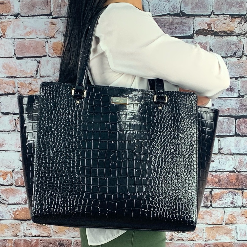 COPY - NWT Kate Spade Elissa Bristol drive croc b…